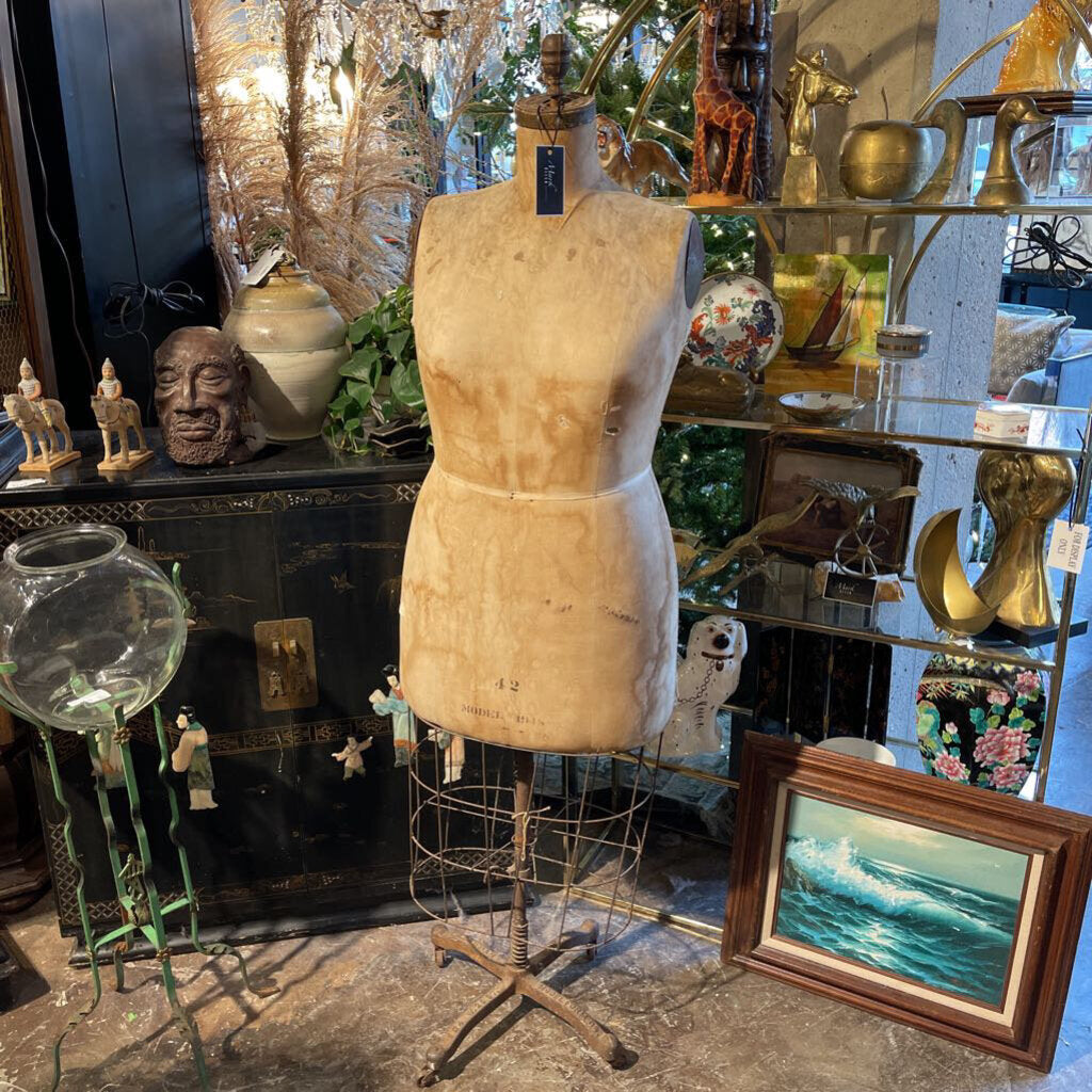 Antique clearance dress mannequin