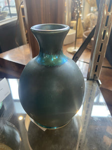 Pewabic irredescent green vase