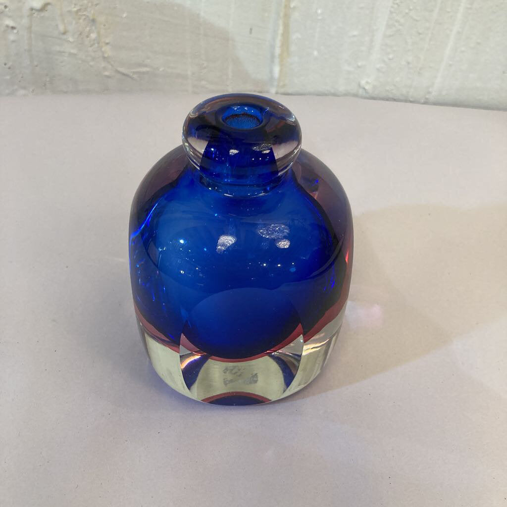 Vintage Murano glass two tone vase (4.5"h, 3.5"w)