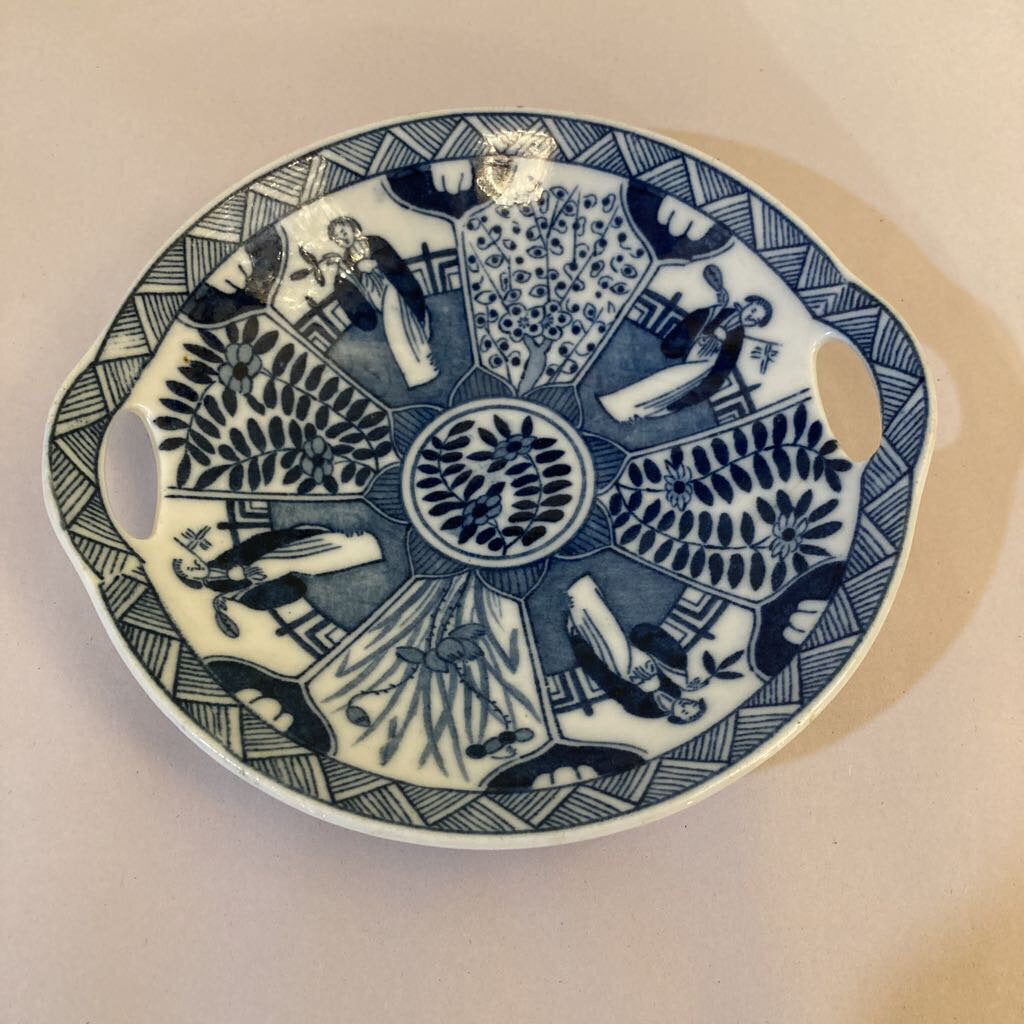 Vintage Asian Blue & White bowl with handles (7"d, 1.5" hi)