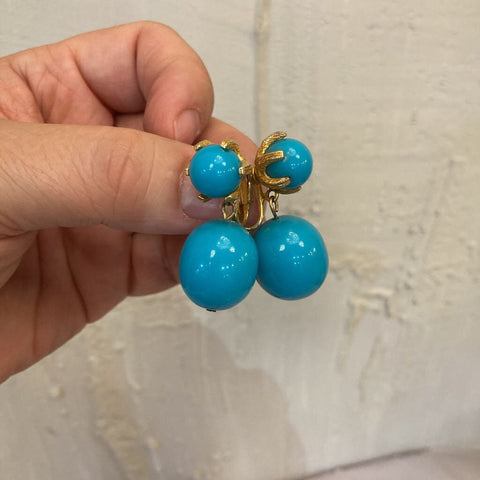 Vintage faux turquoise & gold fill costume earrings (1.5" long)