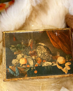 Small florentine still life box