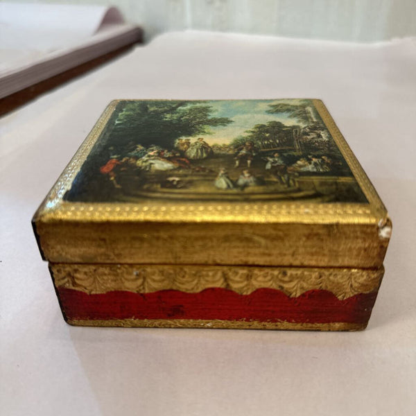 Florentine lidded box