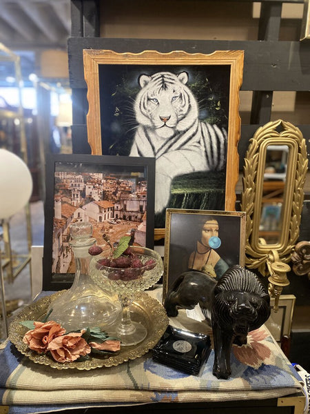 Vintage velvet white tiger painting frame