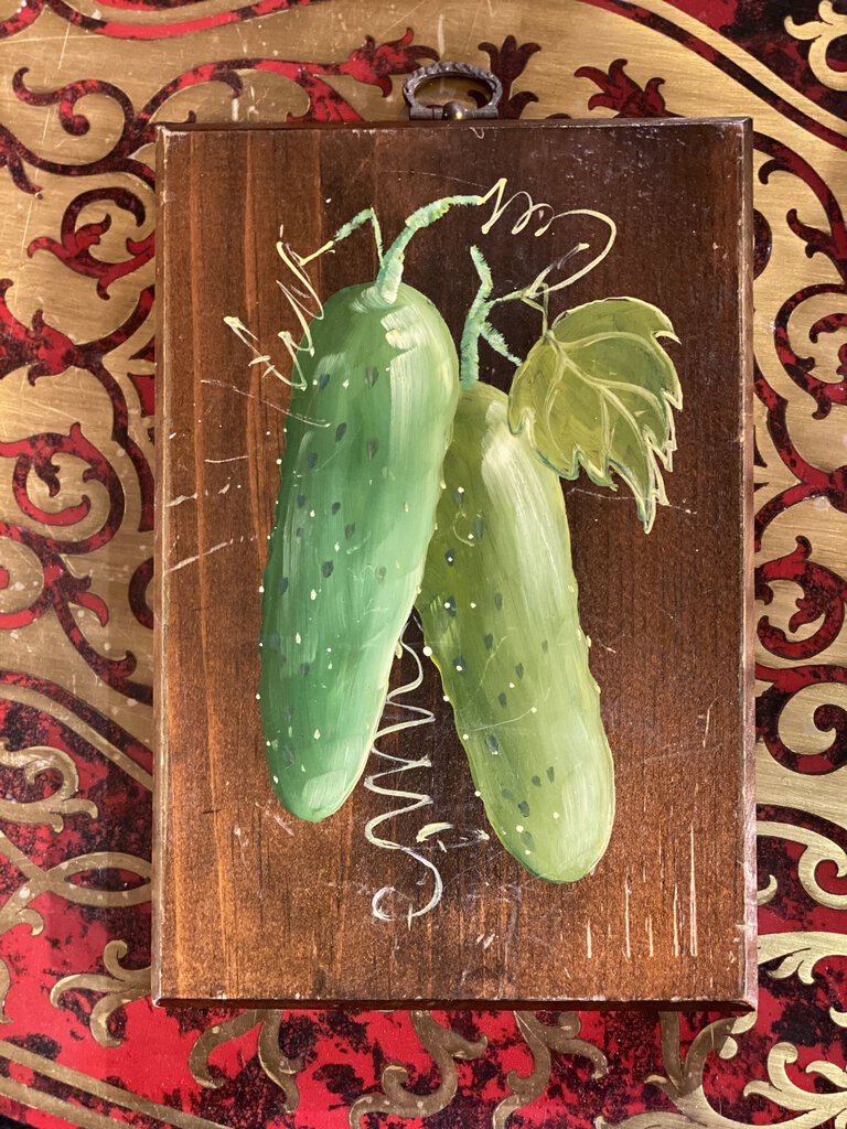 Pickle plaque