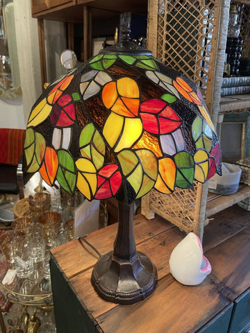 Tiffany style lamp 24t (in store pick up only)