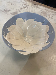 Signed dated 1983 handthrown floral art bowl