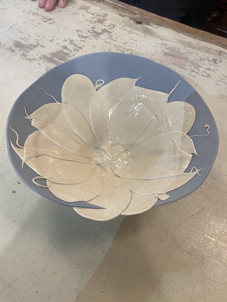 Signed dated 1983 handthrown floral art bowl