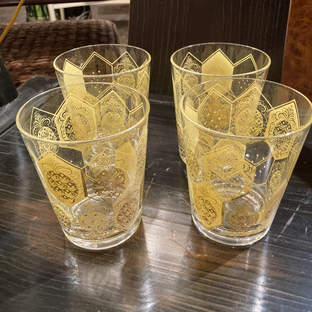 Set of 4 vintage on the rocks glasses (4.5h x 3.5w inches)