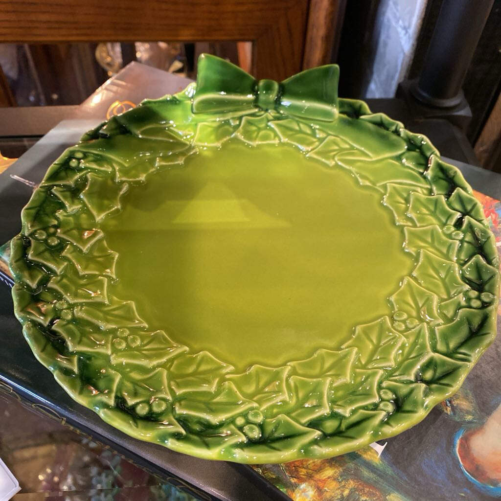 Green Wreath Plate