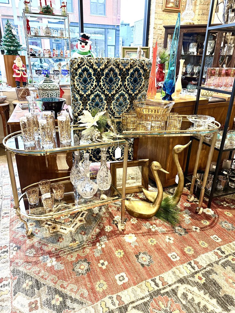 Vintage Italian Regency brass and glass expandable bar cart on casters 31 x 31 x 16.5 closed - 31 x 54 x 16.5 open pick up only FIRM