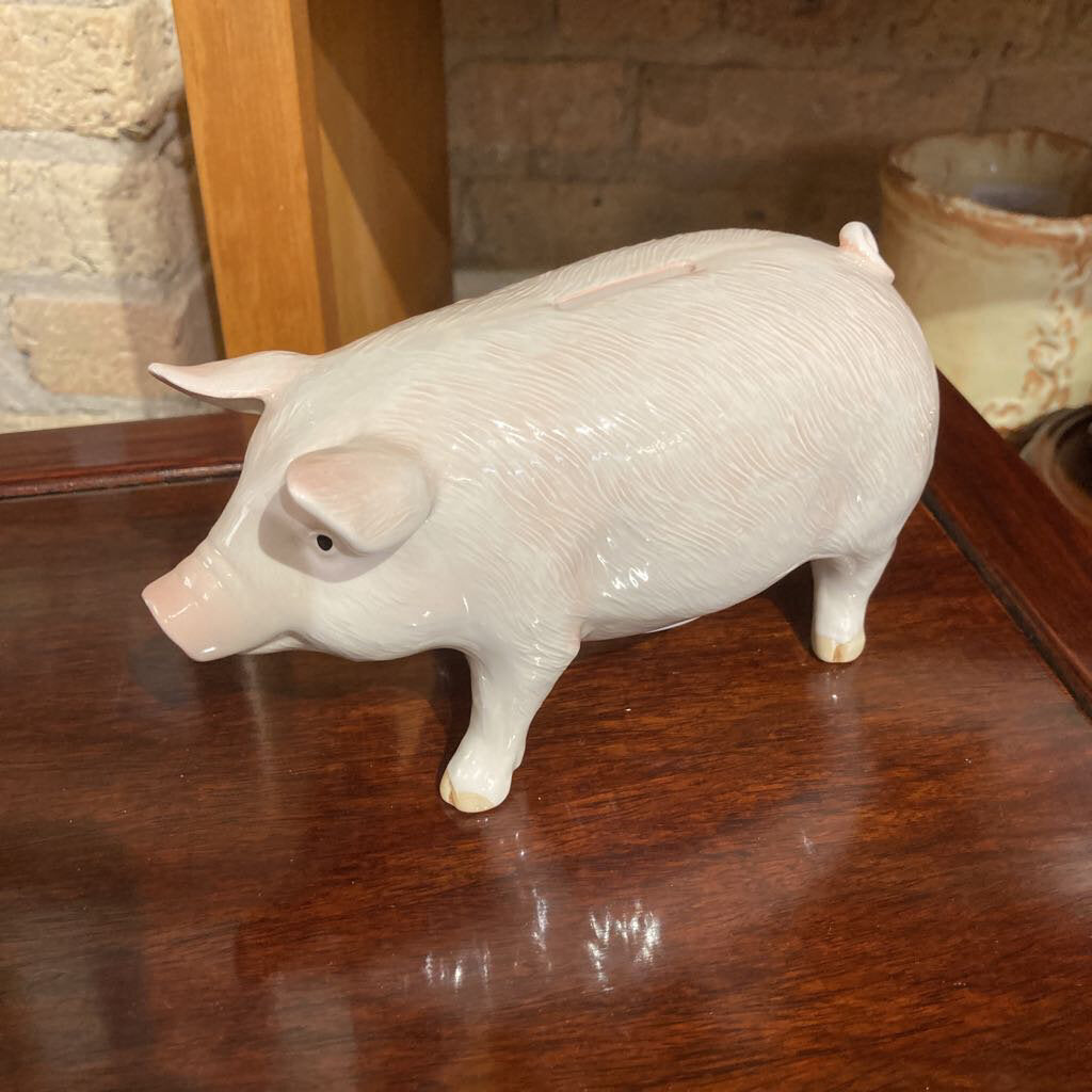 Porcelain Pig, "piggy bank" 4x7 in