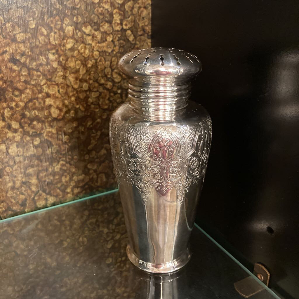 Sugar Shaker - vintage silver plate (6x2.5 in)