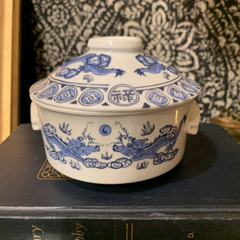 BLUE & WHITE CHINOISERIE CERAMIC TRINKET BOX | 5"W X 3.75"H