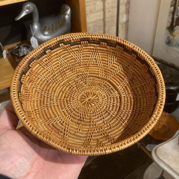 Antique finely woven basket (7.5x2 in)