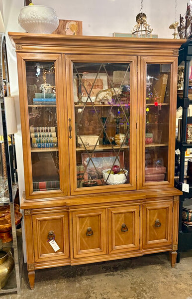 VINTAGE THOMASVILLE CABINET WITH LINED DRAWER FOR FLATWARE AND STORAGE BELOW | 51.5"W X 75"H X 14"D