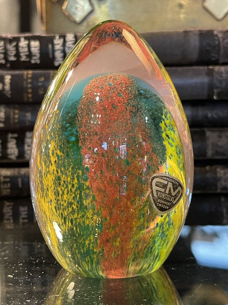 Kontsglas Swedish vintage paperweight