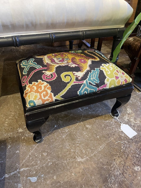 Small vintage footrest 16W 9T 12D