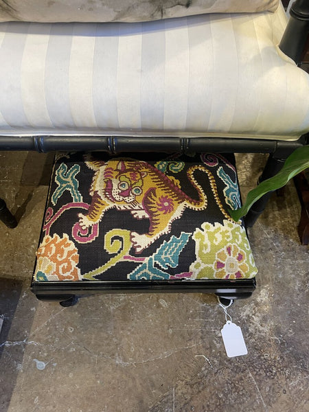 Small vintage footrest 16W 9T 12D
