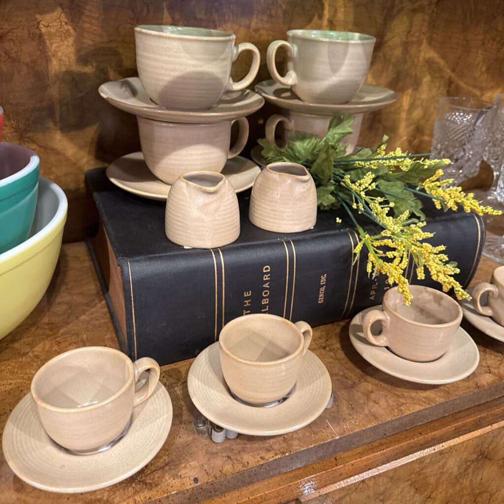 Evolution ENGLAND cup/saucer
