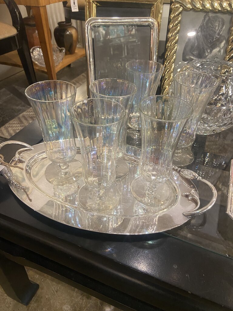 Set of six luster champagnes