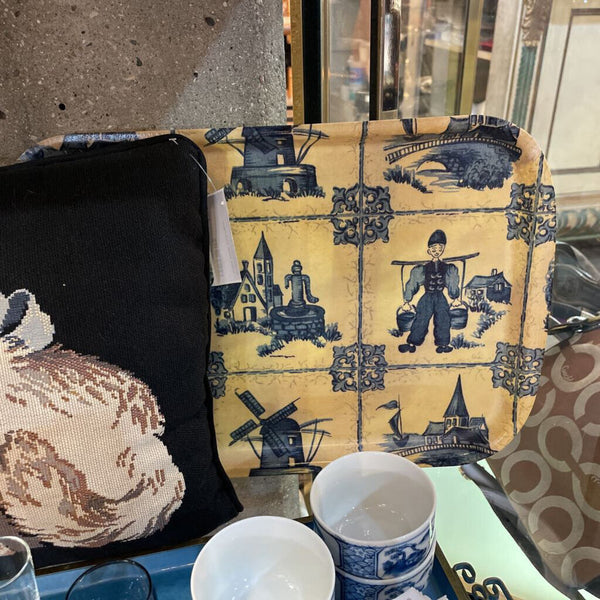 Dutch Fiberglass Tray