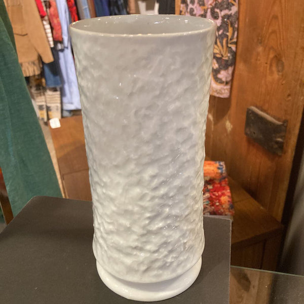 Post modern KPM textured white porcelain vase (7.5 h x 3.5 w in)