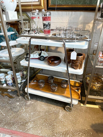 True atomic period 3 tier utility cart with torpedo tips and confetti lucite wheels-for pick up only 26L x17w x31t