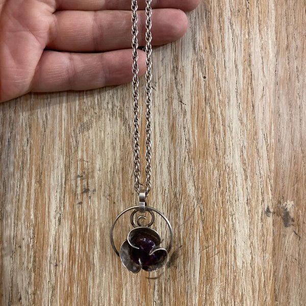 Vintage sterling & amethyst necklace 16 in. long