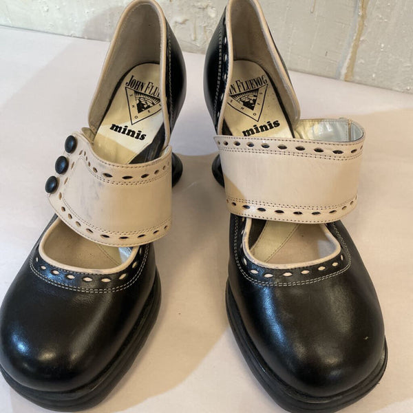 Incredible JOHN FLUEVOG Minis Black + White Shoe Sz: 7 FIRM AS FOUND
