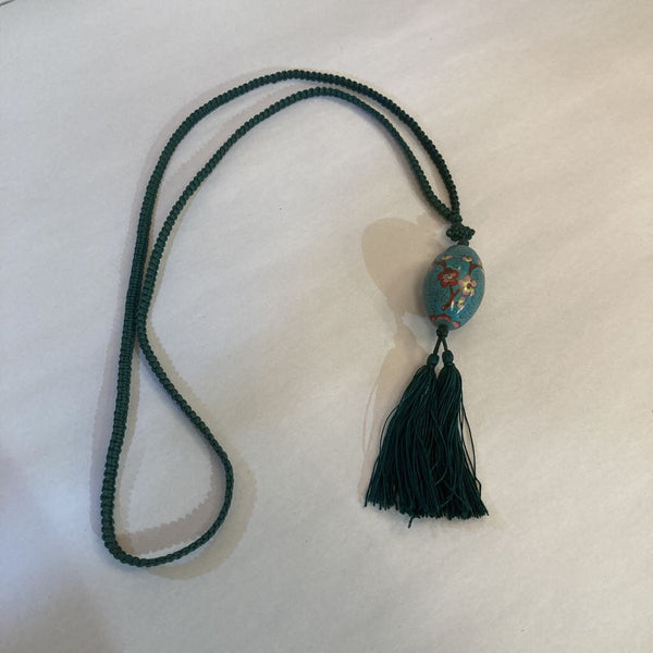 Vintage cloisonne taseel necklace (34 in)