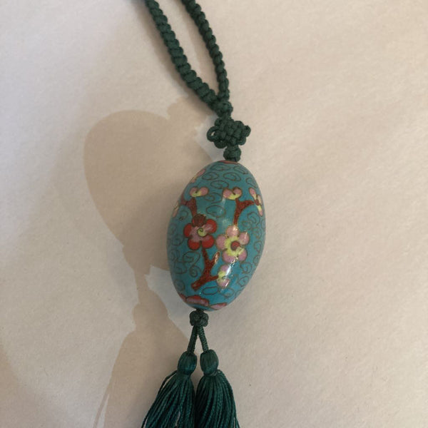 Vintage cloisonne taseel necklace (34 in)