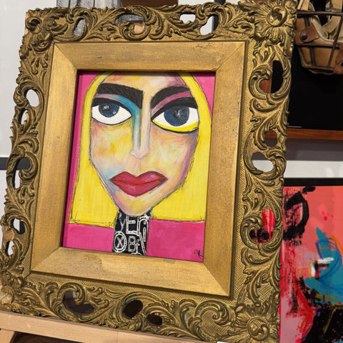 SLOANE woman pink bckgd -FIRM