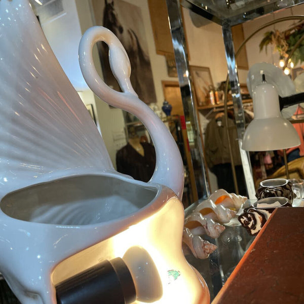 White Ceramic Swan Lamp- as is 1 tiny chip in glaze