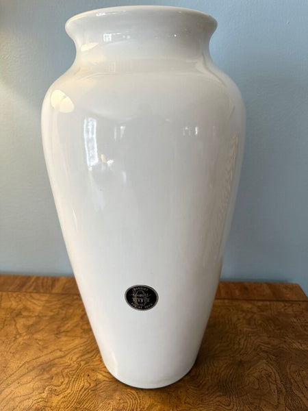 Large Harris pottery face vase for pick up only approx 16x10