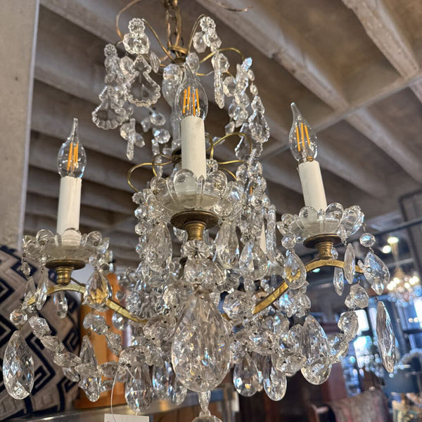 VINTAGE FRENCH CHANDELIER 21X15