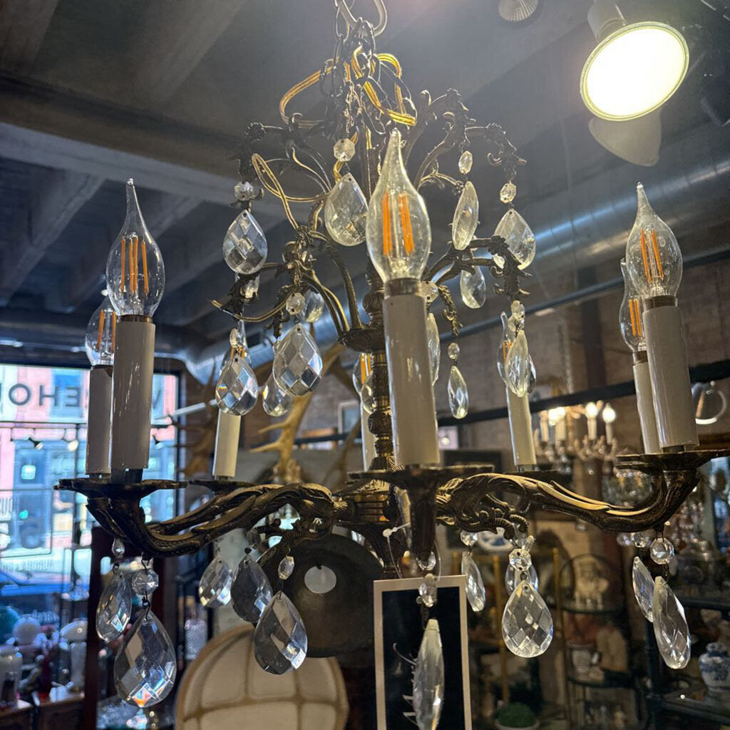 VINTAGE CHANDELIER 17X19