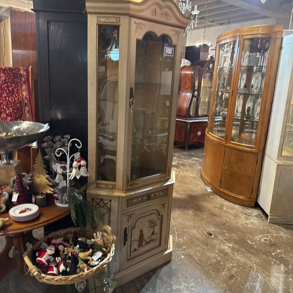 Cream Wood Henredon Corner Cabnet with Painted Gold Detail