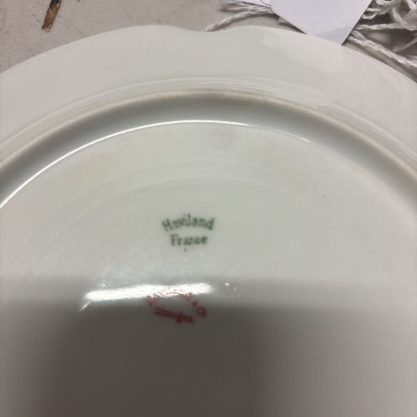 Haviland Limoges Scalloped Luncheon Plates -set of 6 ...white with gold trim - 8 5/8 diameter