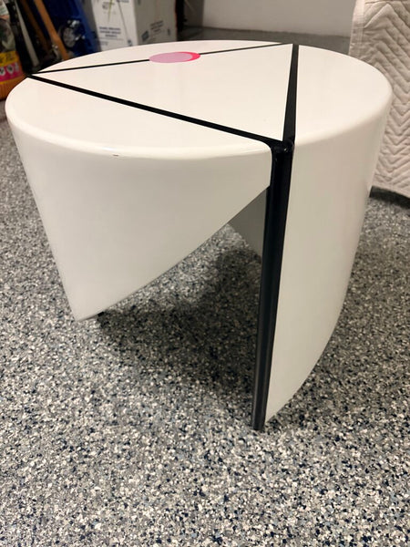 Pilsen East Guild Ltd. Post Modern artist table-18t x19w for pick up only as found