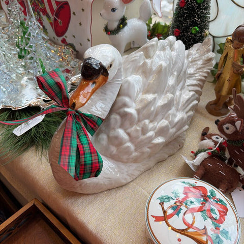 Vintage pair of large ceramic swans