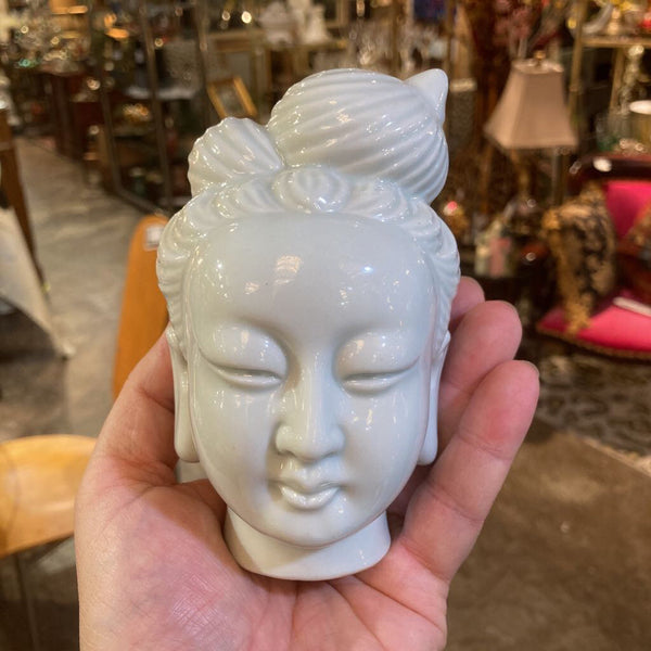 Porcelain Guan Yin head, 5 tall, 3 wide inches