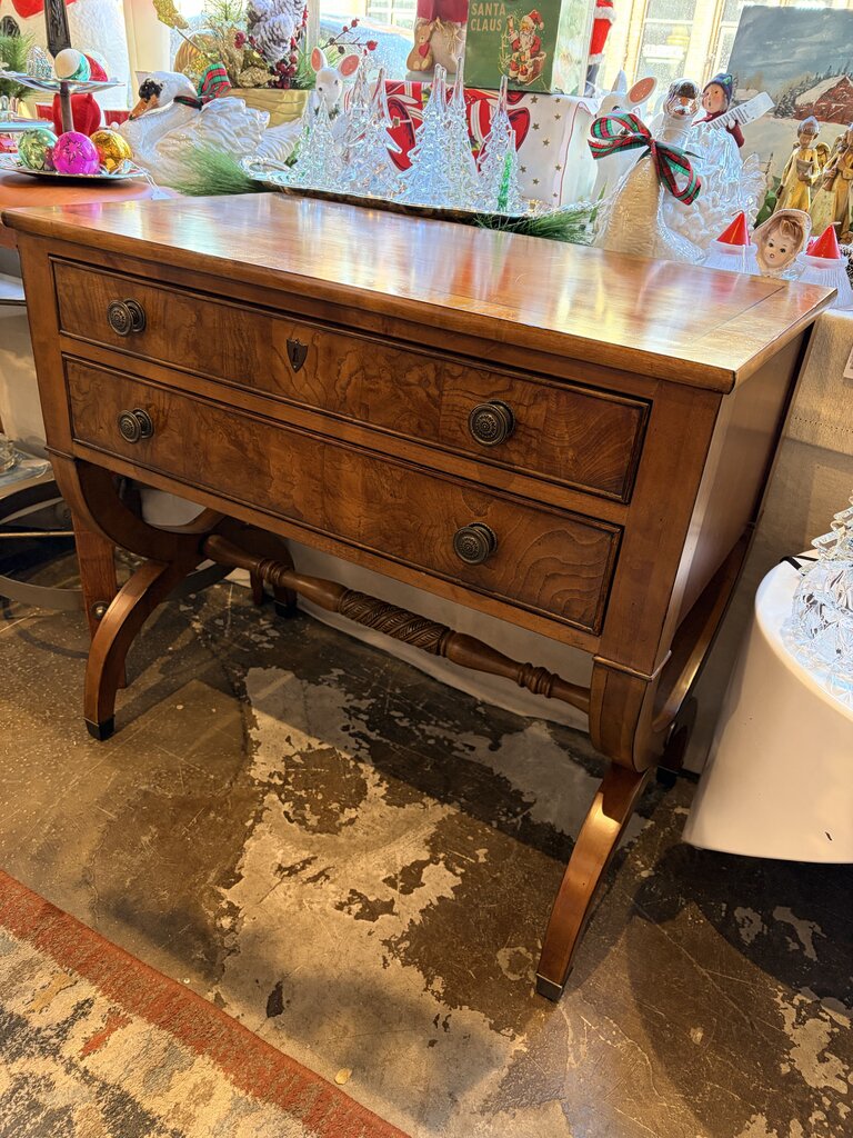 Gorgeous Ethan Allen burled mahogany 2 drawer console table 29.5t x32w x18.5d for pick up only