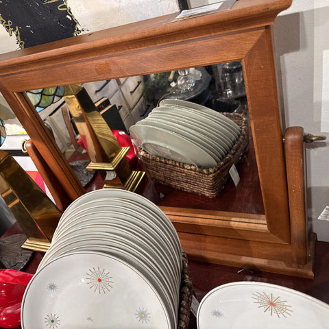 Table top wood mirror