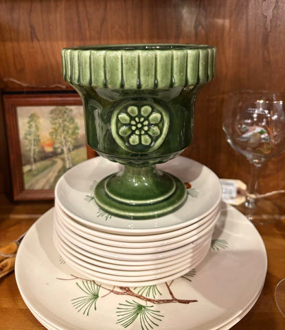 EMERALD GREEN VINTAGE HAEGER FOOTED BOWL VASE WITH FLORAL MOTIF | 5.5"H X 5.5"W