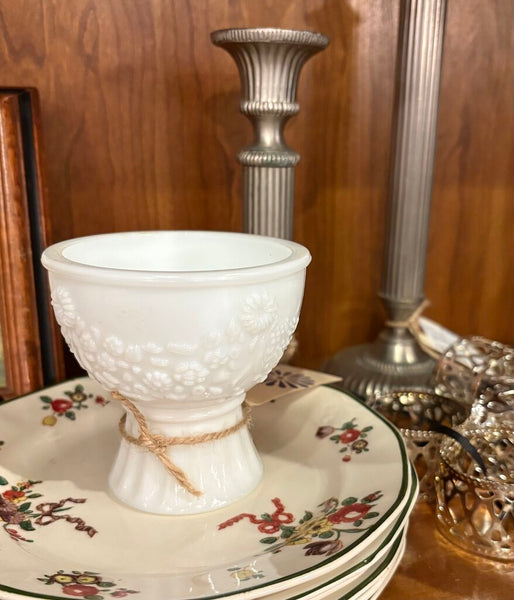 PETITE VINTAGE MILK GLASS FOOTED BOWL W/FLORAL MOTIF | 3.25"H X 3.25"W