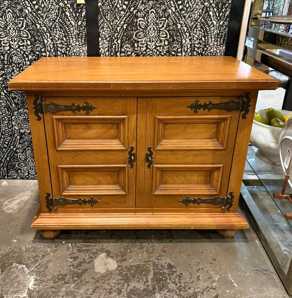 VINTAGE WOODEN CABINET SIDE TABLE WITH SHELVES | 31"W x 16.25"D x 24.5"H