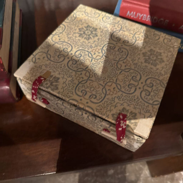 Box Set of 4 Plique a Jour Napkin Rings