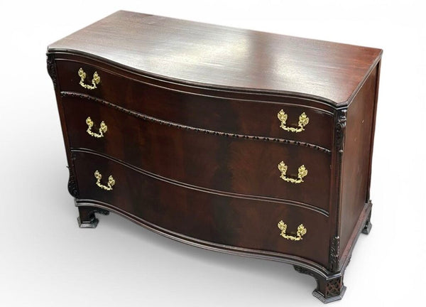 MAHOGANY GEORGIAN STYLE CHEST OF DRAWERS 49.5 IN WIDE, 22 IN DEEP, 35 IN TALL - IN STORE PICK UP ONLY