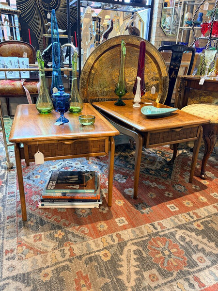 Matching pair of Lane Perception oak and walnut iconic floating top side tables designed by Warren Church made in 1965-for pick up only approx 30x22x20h